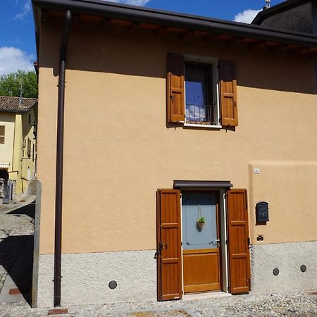 La Casetta In Cittadella 로나토 외부 사진
